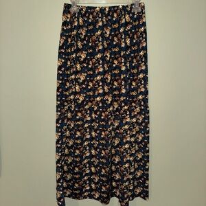 Floral Patterned Maxi Skirt